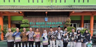 MTsN 8 Kebumen Gali Strategi Manajemen Unggul di MTsN 1 Surakarta